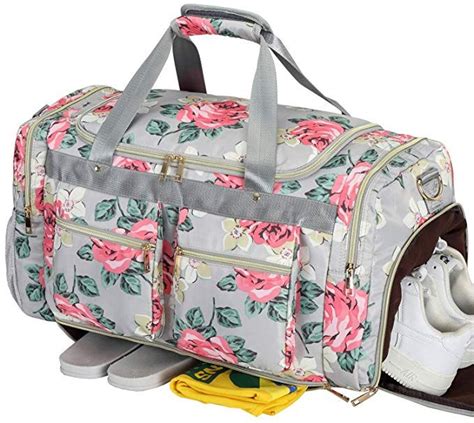 cute duffle bag with wheels.